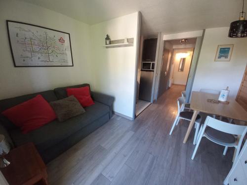 Appart 3 étoiles 6 pers au pied des pistes vue spendide sur la montagne les 2 alpes 1800 m