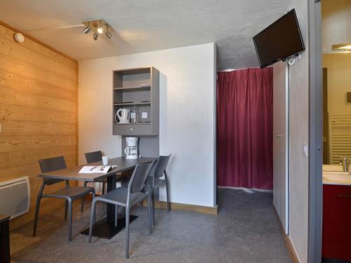 Studio rénové et confortable · Cœur de station