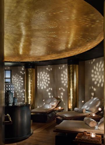 Rosewood London Image