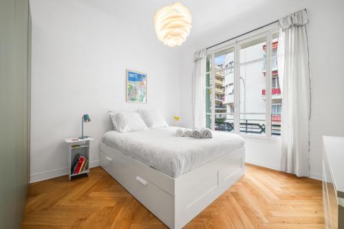Charming & Comfortable - Near the Port / Parking