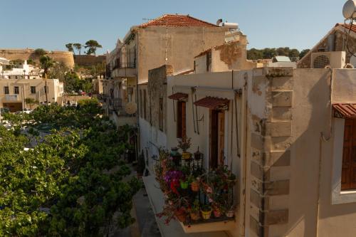 Four Seasons of Bliss at Sohora Hotel