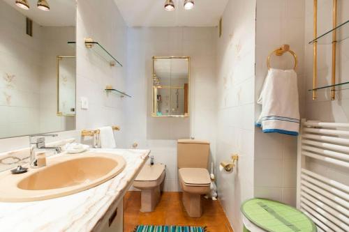 Koupelna v ubytování Modern B&B Somosaguas