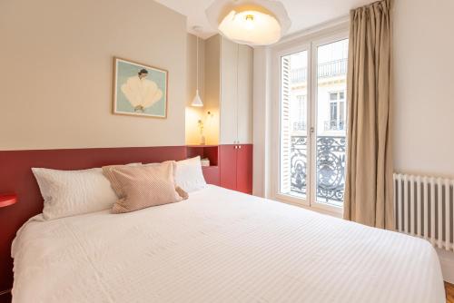 Appartement Design Rénové Parc Monceau Paris 8e