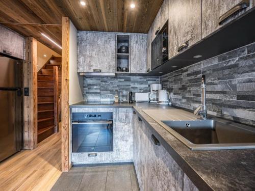 Studio rénové avec balcon au centre Val-d'Isère
