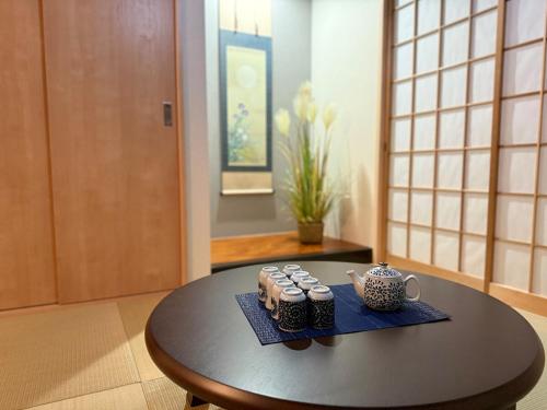 Tsu Stay Namba 3BR 4 Double Beds 2 futons OPT