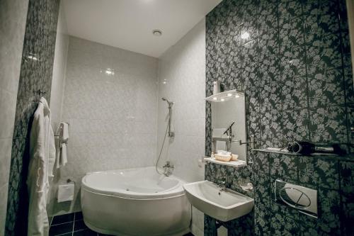 ห้องน้ำของ Hotel Novaya Krepost