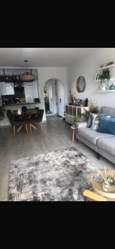 Modern 2 bed apartment