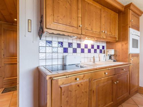 Appartement lumineux au calme avec balcon et accès skis aux pieds