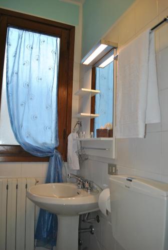 Koupelna v ubytování La Casa in Passeggiata - Seancity