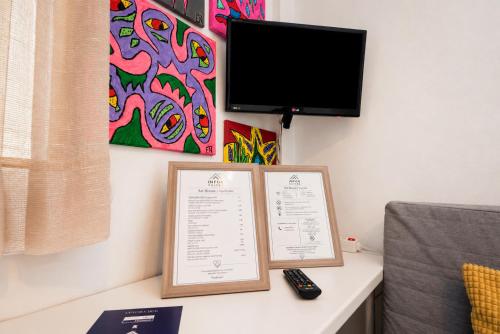Art House by InFox Suites - City Center Retreat