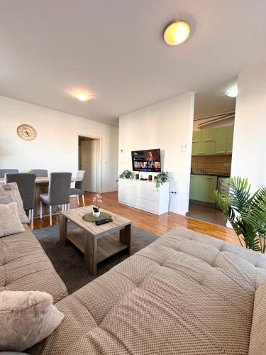 Apartment Petra