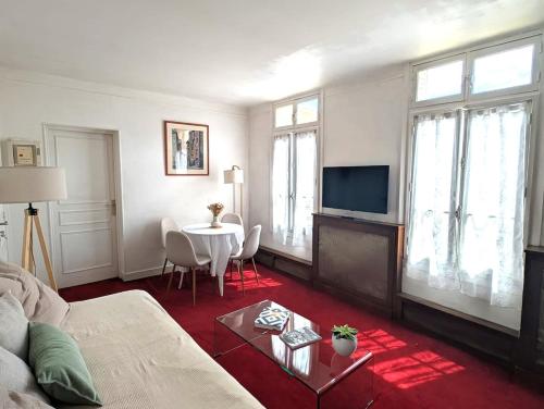 Paris 7th arrondissement - Champ de Mars, quiet, 4 guests