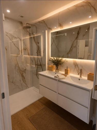Charming apartment in Antibes