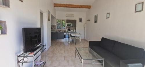 Apartment with garden in Sainte-Maxime