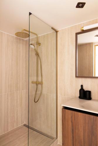Cosy Appt 1BR AC Opera