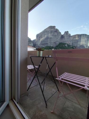 Meteora Gold and Glass