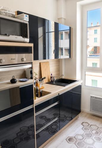 Apartment Port