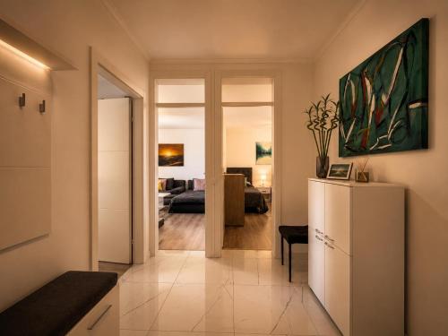 Tole Apartment