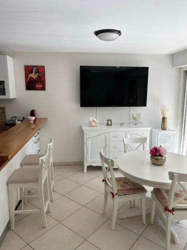 Duplex 75m2, Plage de sable fin à 1 min à pied