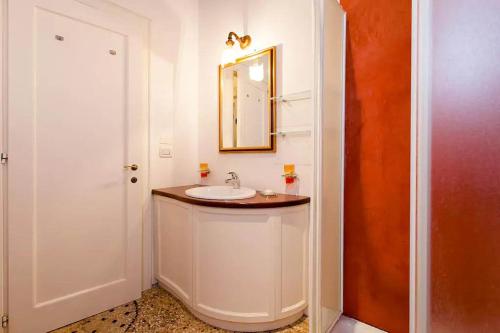 Gallery image of Cà Tornielli apartment in Venice