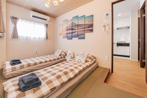 51sqm Two Bedroom Apartment 4 Min to Station Direct to Asakusa Ginza and Airport