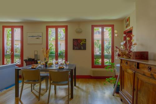 Paris Le Voltaire Residence