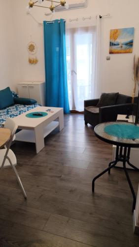 Thalassa Apartment