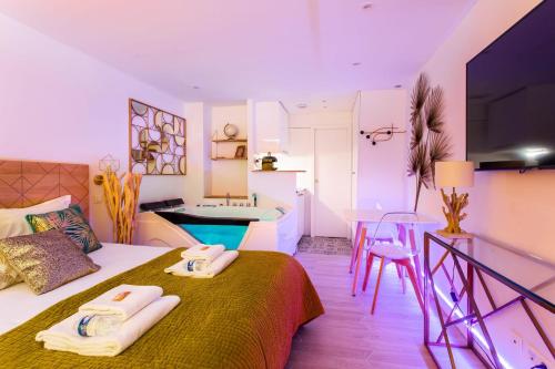 Love room - 2P with Jacuzzi