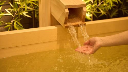 moco別邸 USJ側にあるサウナ付き貸切別荘 Luxurious house 5Bedroom 16PAX 170sqm Sauna Bath tab