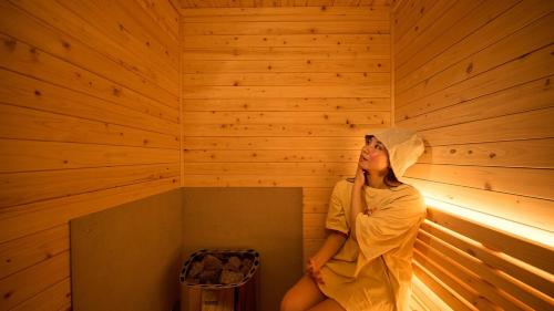 moco別邸 USJ側にあるサウナ付き貸切別荘 Luxurious house 5Bedroom 16PAX 170sqm Sauna Bath tab
