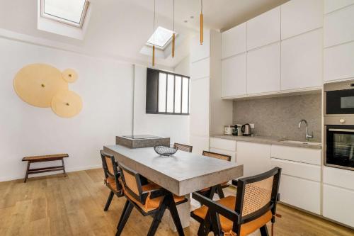 Tour Eiffel - Champ de Mars Exquisite 3BD 3BTH
