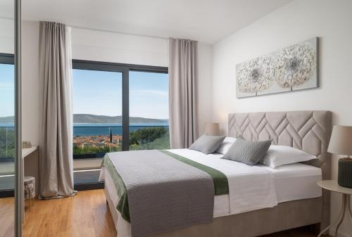 NEW Villa LaMar Heated Pool Sea View near Split
