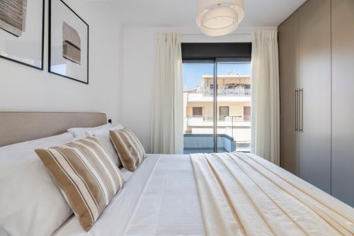 Vyronos Prestige Residence III by UPSTREET