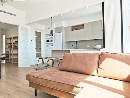 Exclusive central apartment with lovely city views
