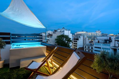 The Boho Suite - Private Jacuzzi & Acropolis View