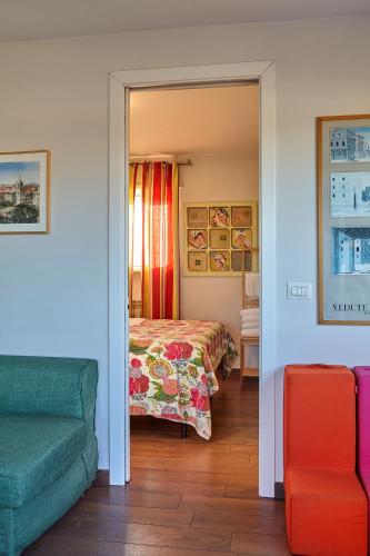 Delmirani's Book Apartments - Vatican View photo 55