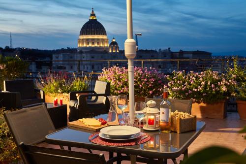 Delmirani's Book Apartments - Vatican View photo 172