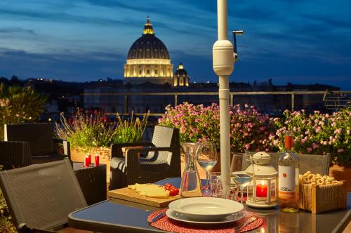 Delmirani's Book Apartments - Vatican View photo 171