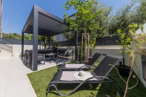 Latitude 44 Apartment
