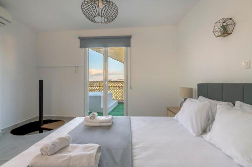 Aether Penthouse - Whirlpool & Acropolis View