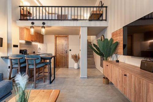 Noemi City Lofts, By IdealStay