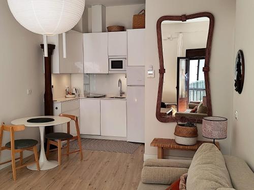 Centro Sevilla elegante Homecenter FB photo 5