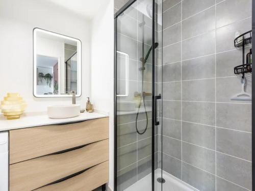 Chambre confortable chez l'habitant avec grand terrasse