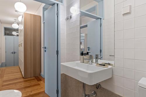 WHome Elegant City-Center Flat Near Praça do Comércio