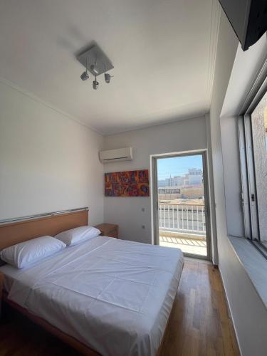 Stefania's apartment in the center of Glyfada