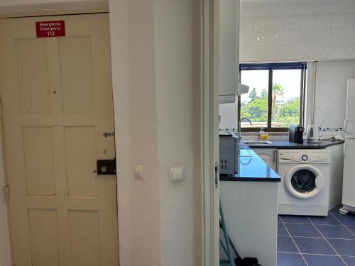 Apartamento T1 Oura - 300m da praia