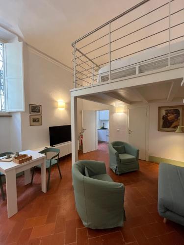 Pinti Apartment
