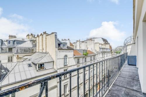 Pick A Flat's Apartements in Notre Dame de Paris - Rue Dauphine