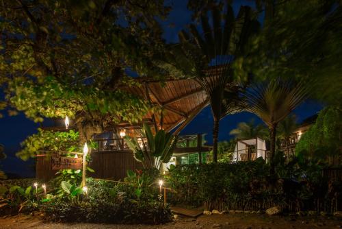 Taman di luar Teju-Açu Ecopousada