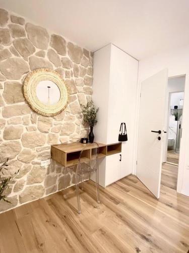 Apartment City Walls